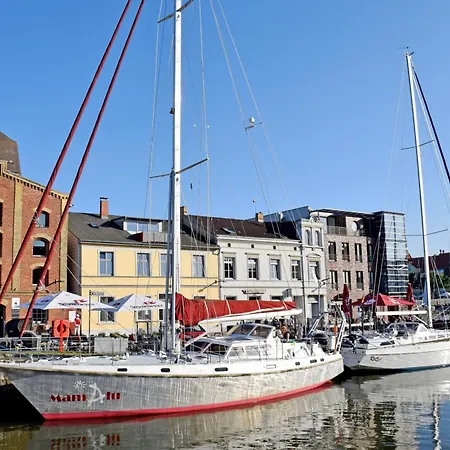 דירה Mit Dachterrasse Kamin Nahe Dem Strelasund *